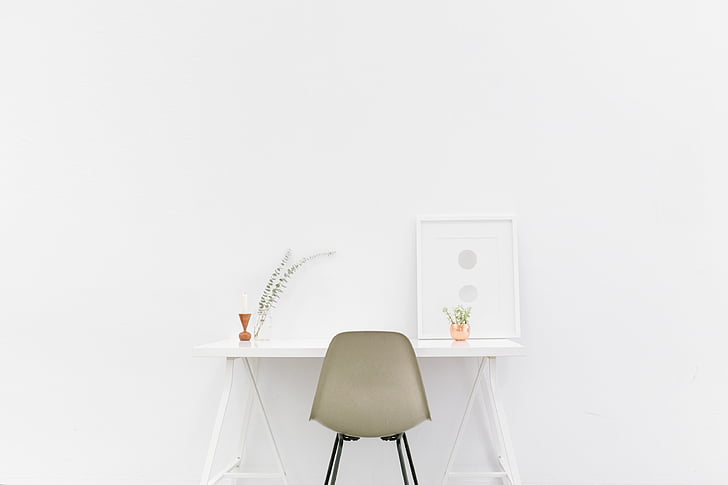 desk, white background, white room, chair, white, copy space, studio shot